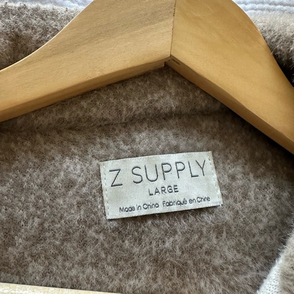Z Supply Trucker Jacket Soft Beige Cozy Jacket - Picture 7 of 8